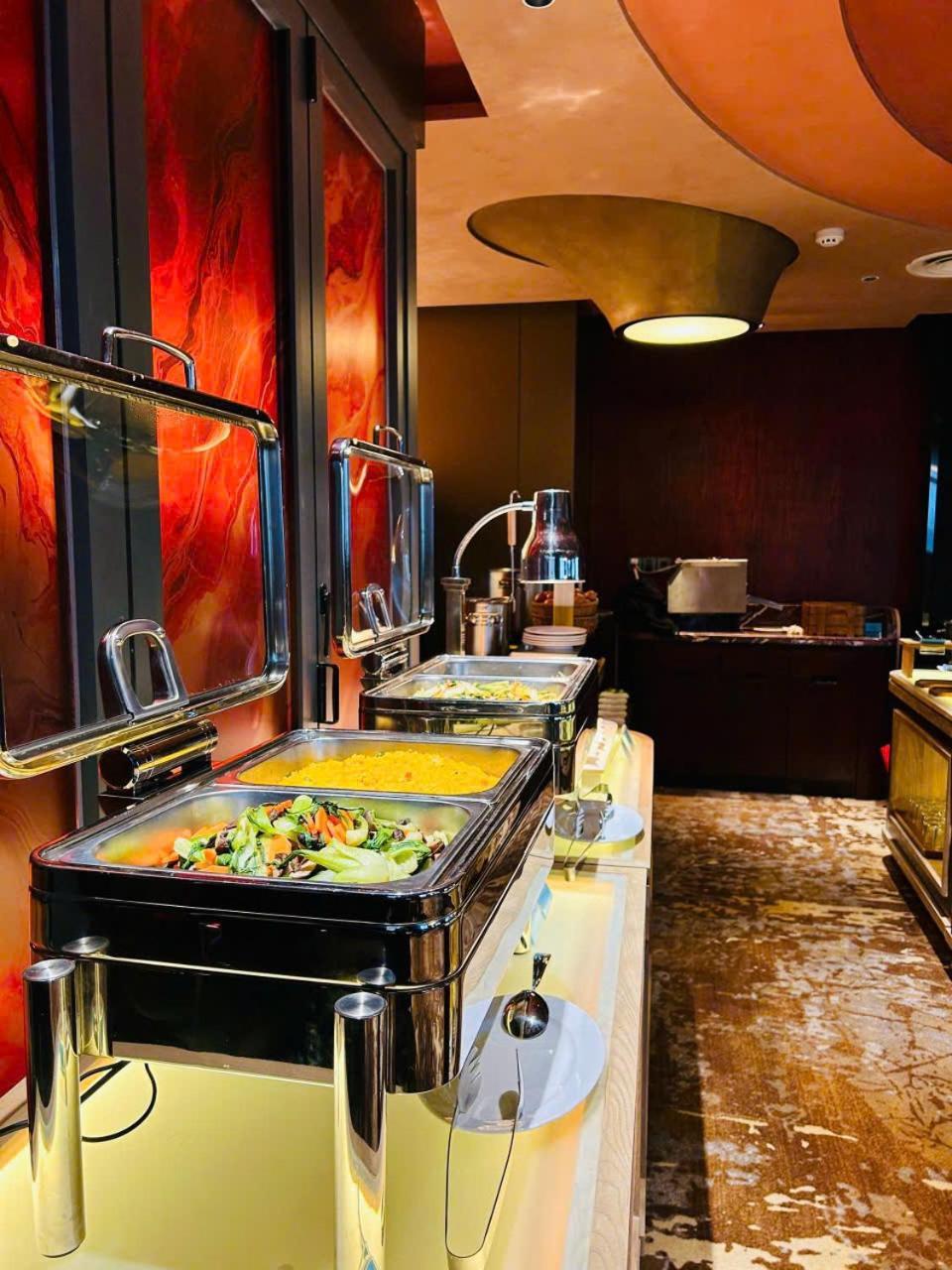 Kin Hotel Ly Tu Trong Хошимін Екстер'єр фото