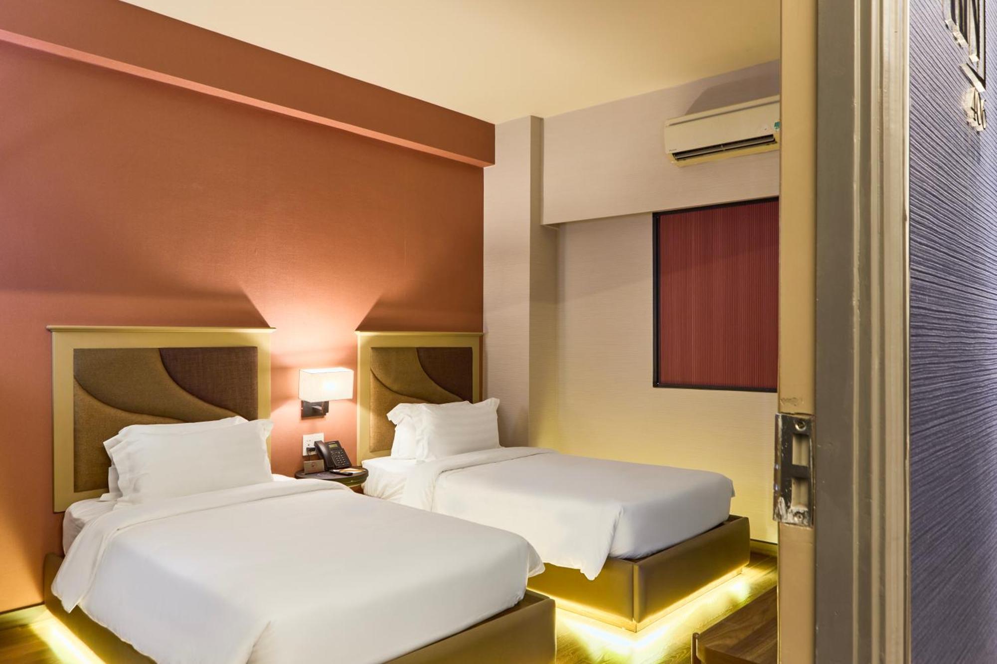 Kin Hotel Ly Tu Trong Хошимін Екстер'єр фото