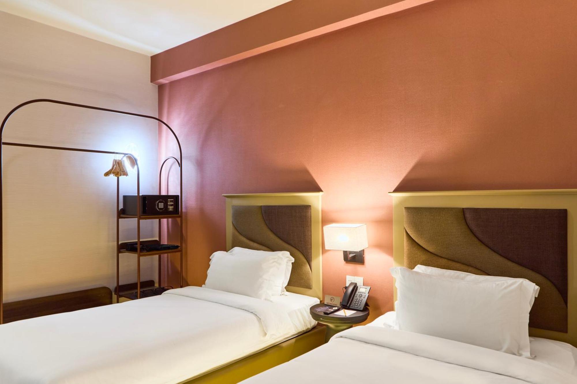Kin Hotel Ly Tu Trong Хошимін Екстер'єр фото