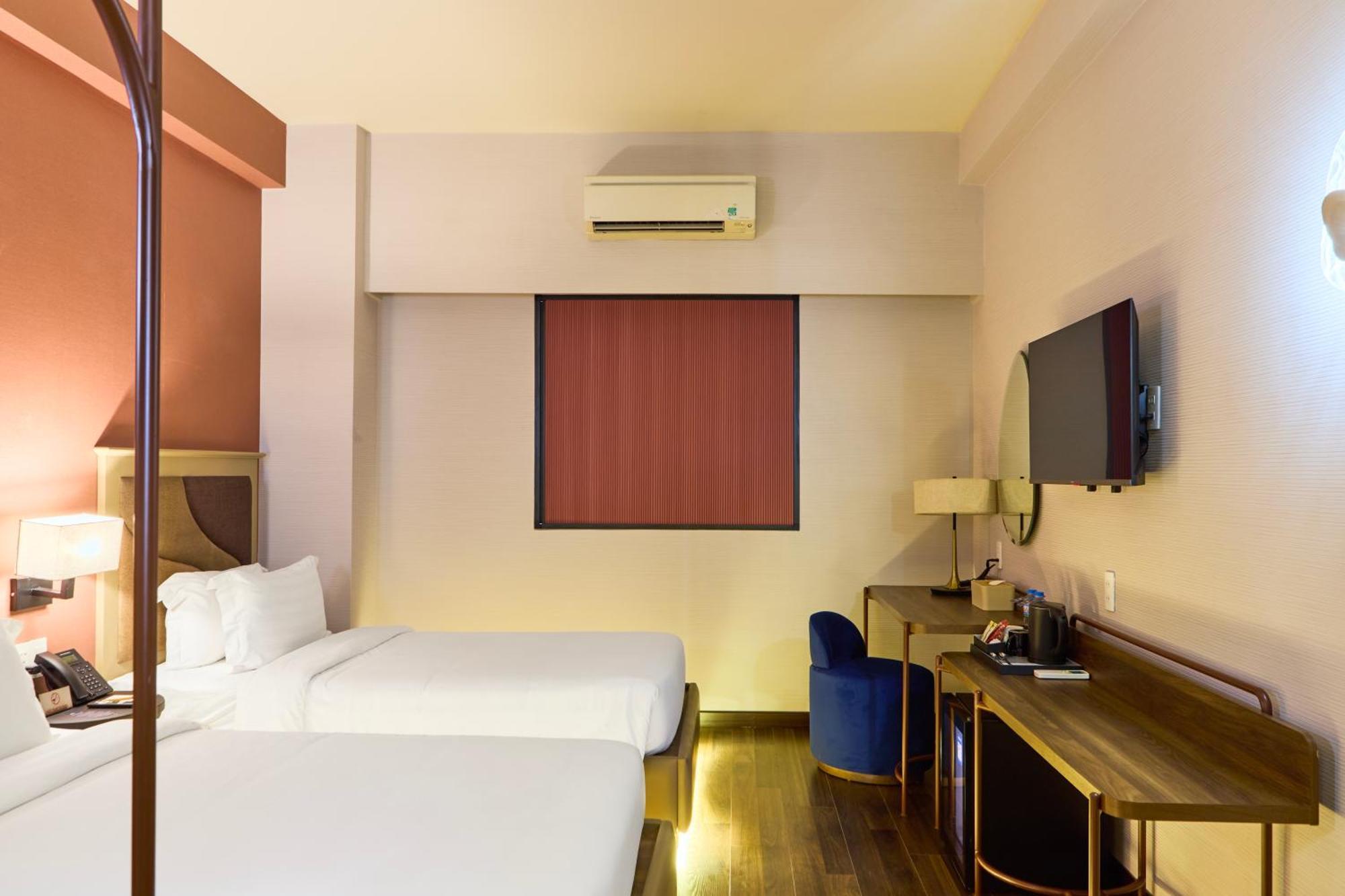Kin Hotel Ly Tu Trong Хошимін Екстер'єр фото