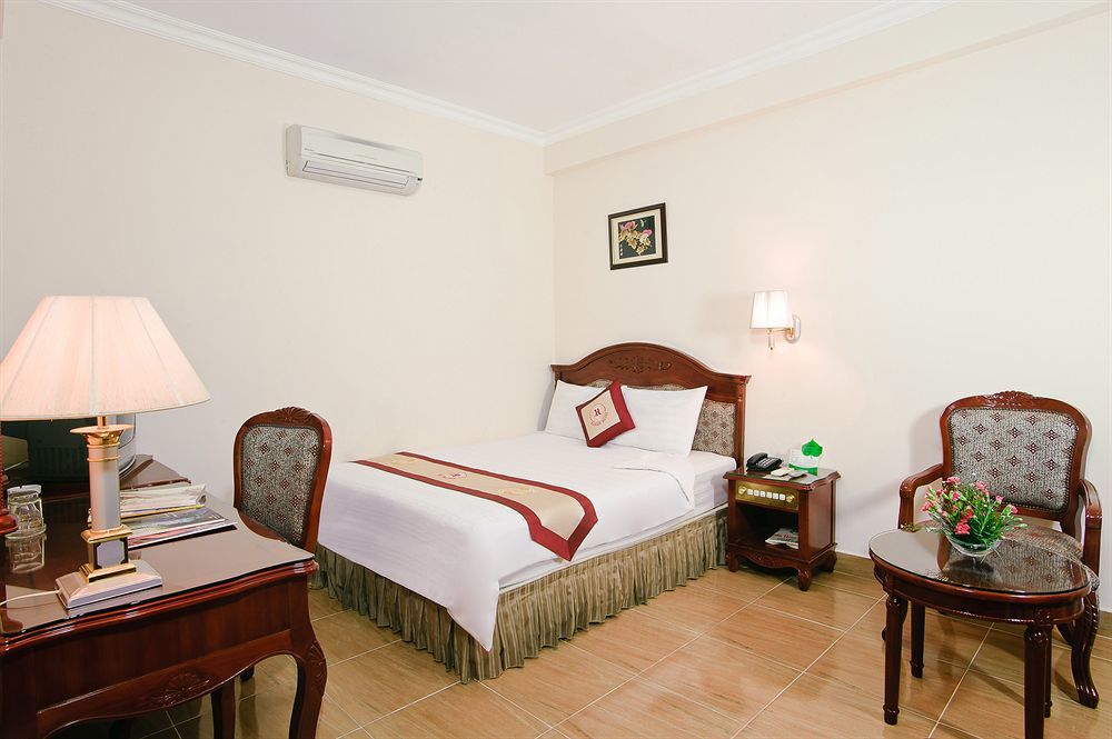 Kin Hotel Ly Tu Trong Хошимін Екстер'єр фото