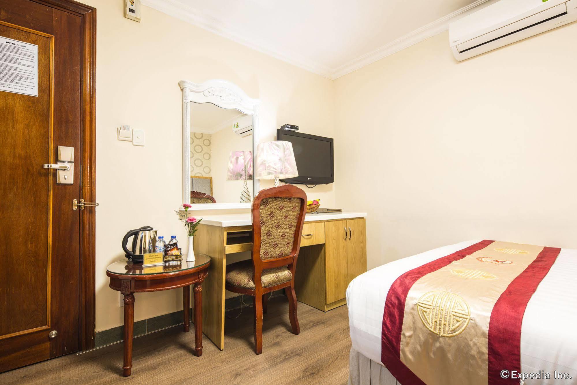 Kin Hotel Ly Tu Trong Хошимін Екстер'єр фото